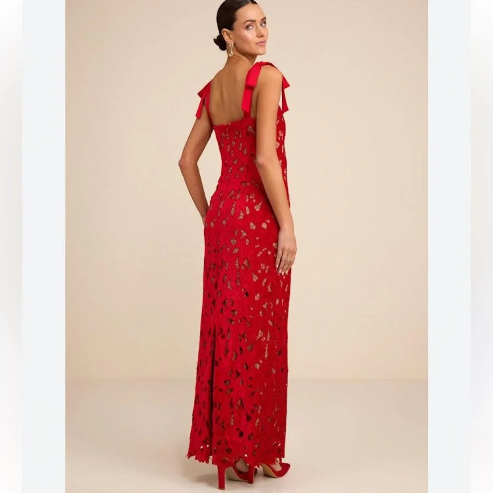 Lulus Ramsey Red Embroidered Tie Strap Maxi Dress Evening Gown Medium NWT NEW - Picture 4 of 12